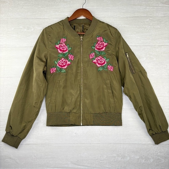 Love Tree Women's Rose Embroidered Army Green Light Bomber Jacket Size Small - Picture 2 of 11